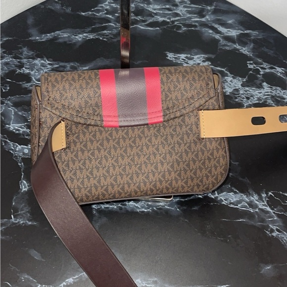 Michael Kors Brown Signature Leather Stripe Waist Fanny Belt Bag S/M - Picture 4 of 13